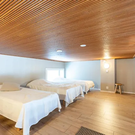 Aurinkorinne - Modern 2bd & Loft, Free Wifi & Sauna * Syöte