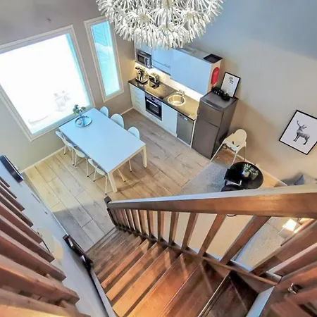 Daire Aurinkorinne 2 - Modern 2bd & Loft, Free Wifi & Sauna *